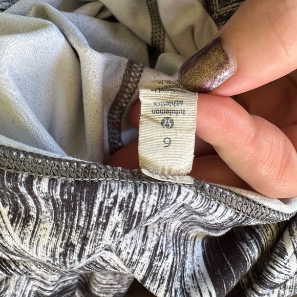 Heat Wave Crop Wunder Under - size 6 - Picture 3 of 4